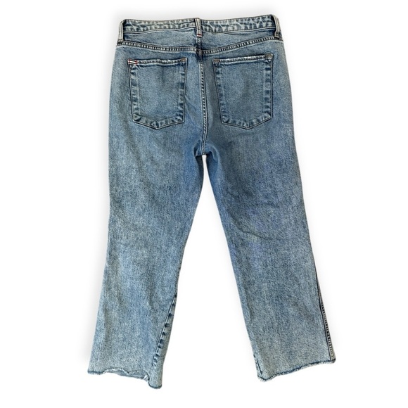 AO LA Alice + Olivia Perfect Cropped Kick Flare Jeans in Rebel Rebel Size 29 - Picture 3 of 11